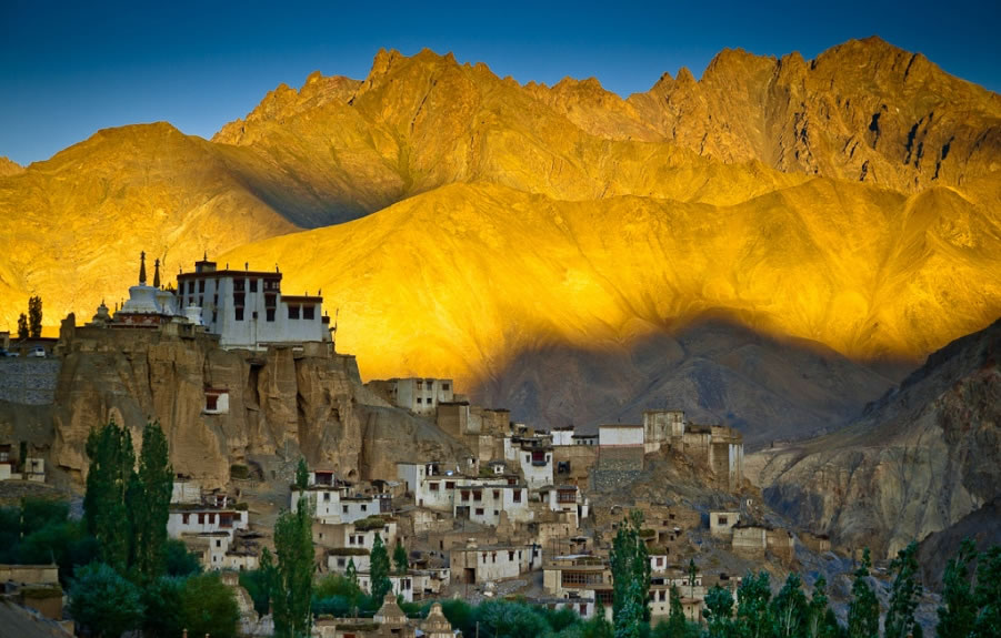 Kashmir Incredible tour package